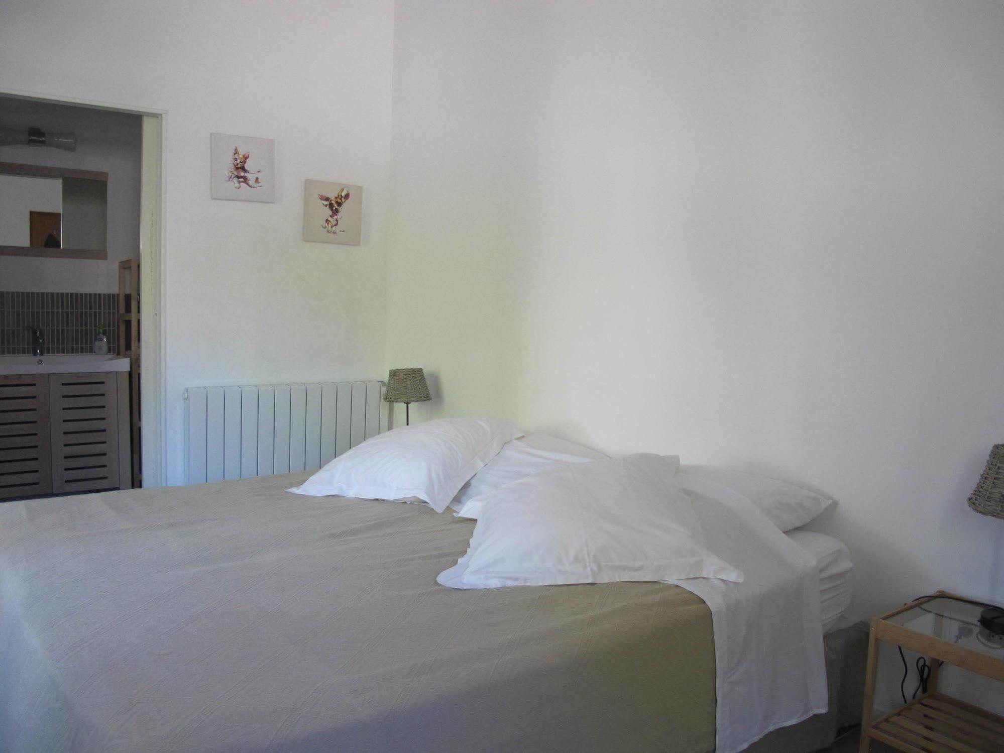ลู การ์ดาลิน Bed & Breakfast เบดวง ภายนอก รูปภาพ