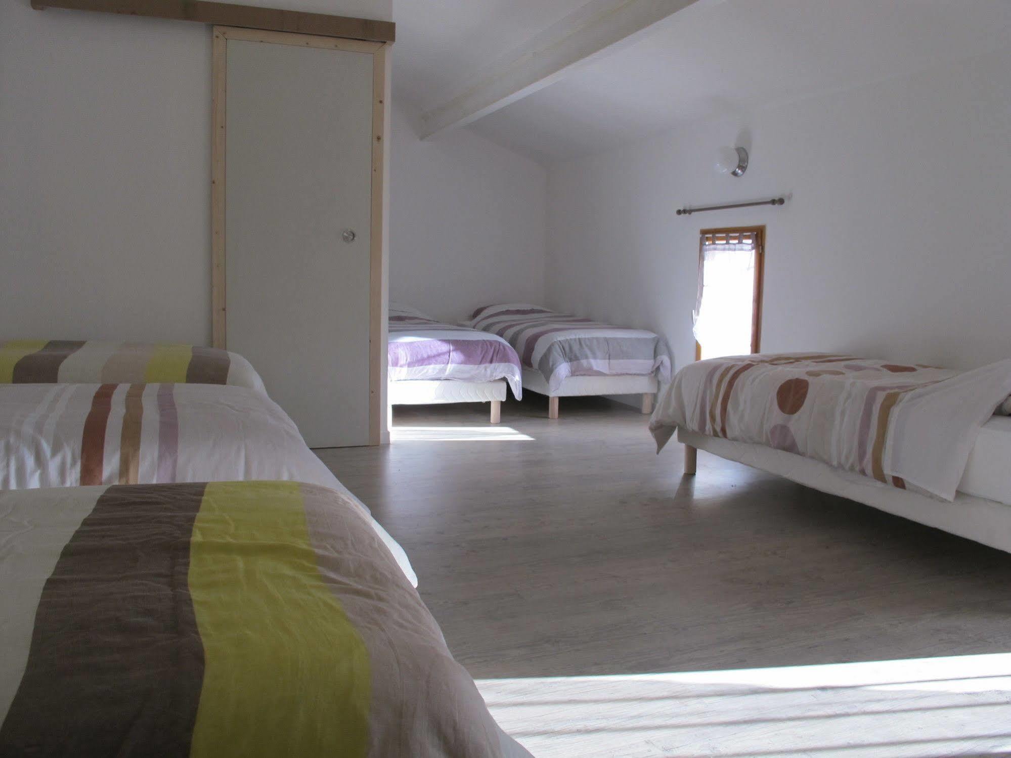 ลู การ์ดาลิน Bed & Breakfast เบดวง ภายนอก รูปภาพ